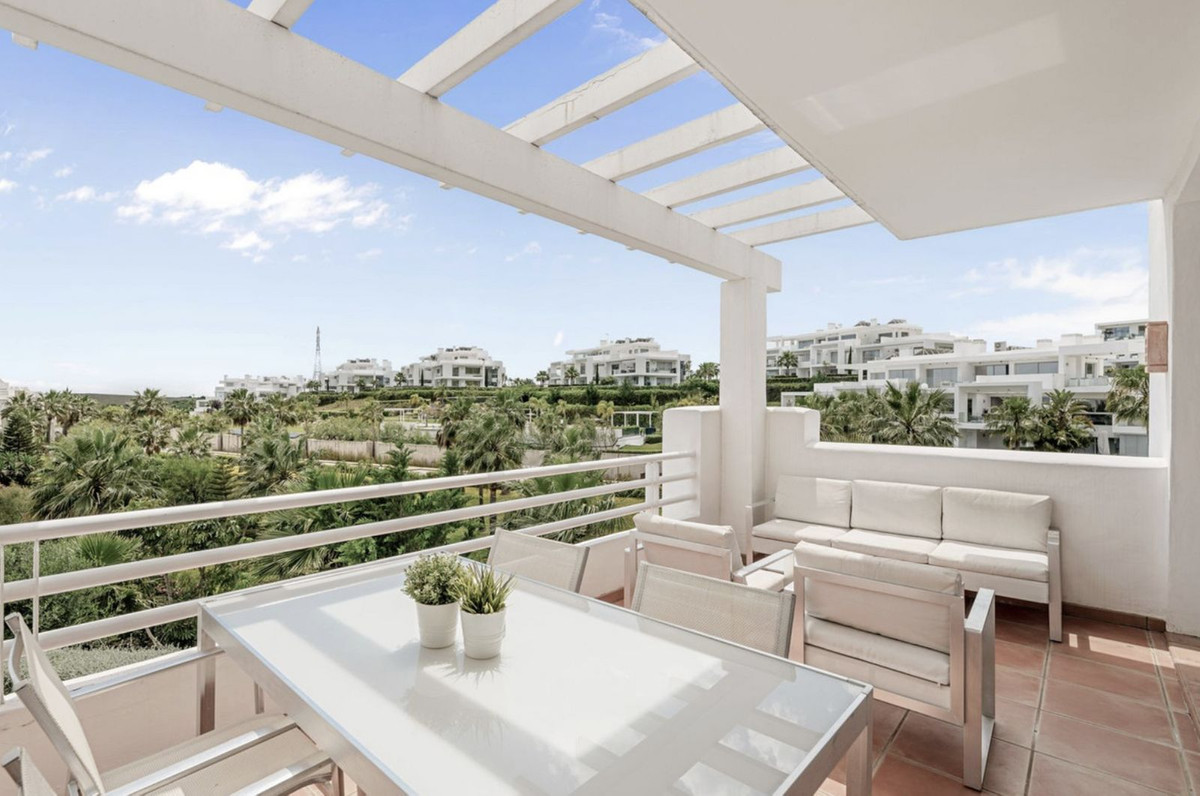Se vende Apartamento Planta Media de 2 dormitorios en Costa Del Sol, Málaga, España
