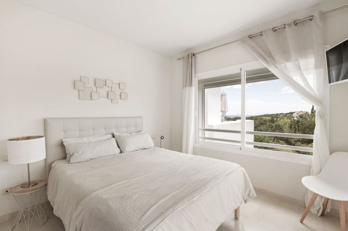 Se vende Apartamento Planta Media de 2 dormitorios en Costa Del Sol, Málaga, España