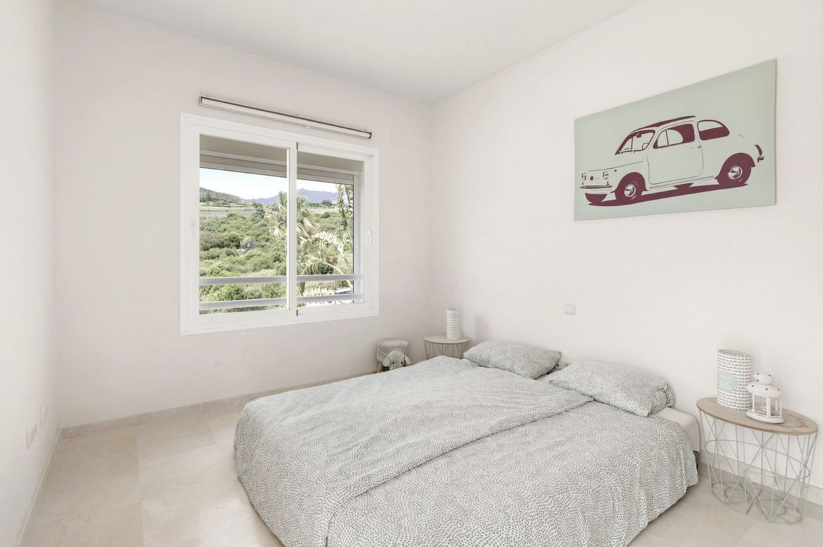 Se vende Apartamento Planta Media de 2 dormitorios en Costa Del Sol, Málaga, España