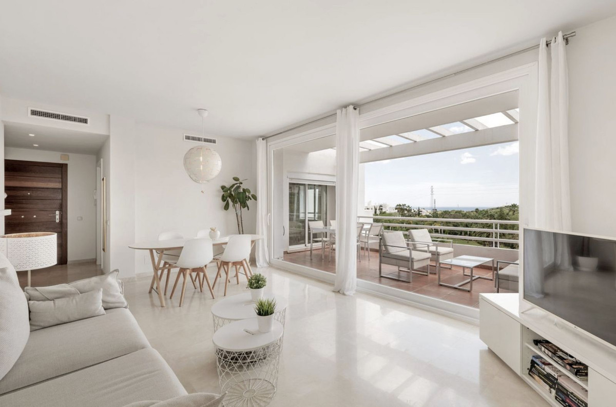 Se vende Apartamento Planta Media de 2 dormitorios en Costa Del Sol, Málaga, España