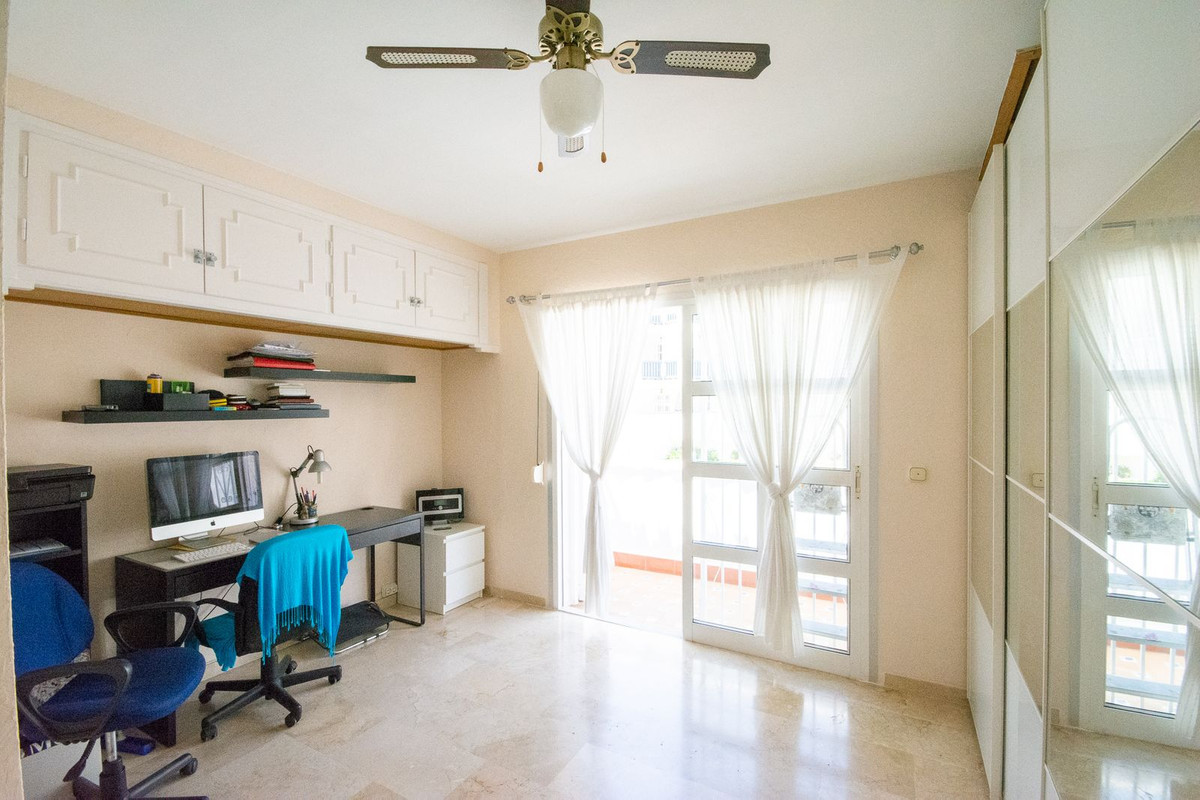 Se vende Pareada de 2 dormitorios en Costa Del Sol, Málaga, España