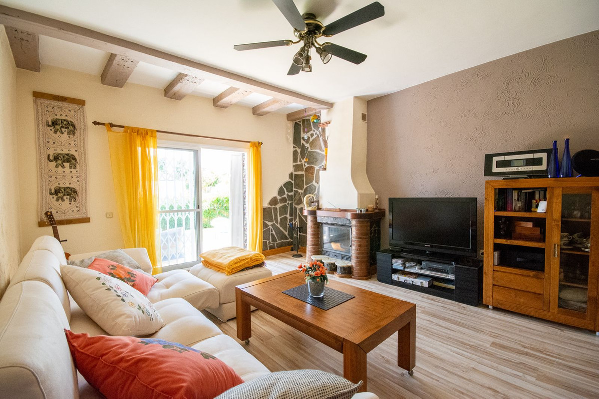 Se vende Pareada de 2 dormitorios en Costa Del Sol, Málaga, España