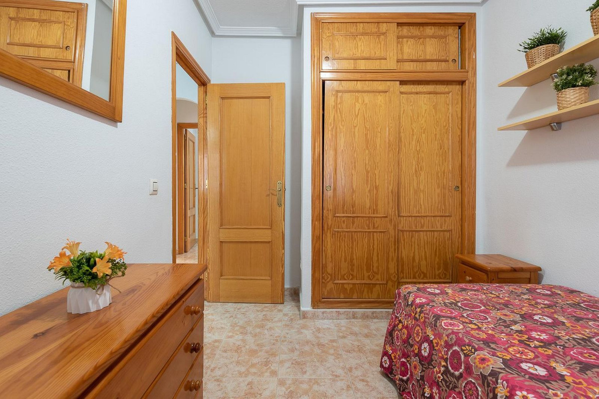 Se vende Apartamento Planta Baja de 2 dormitorios en Costa Blanca, Alicante, España