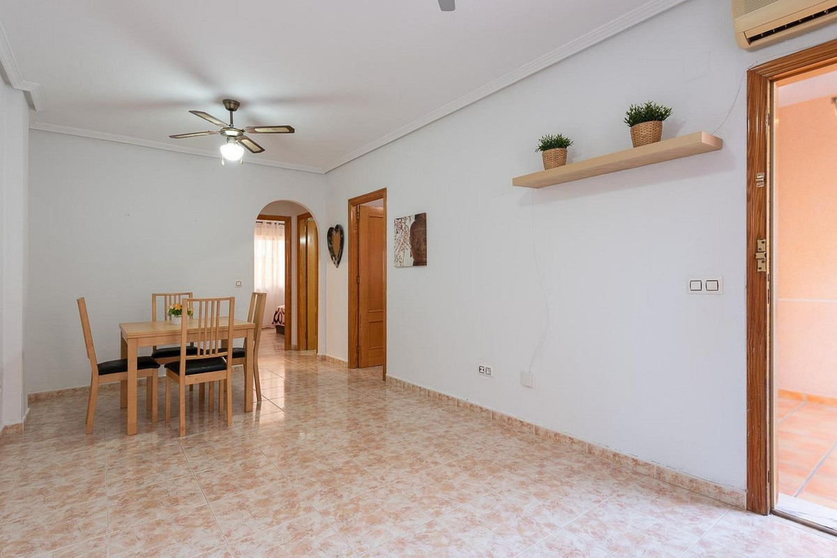 Se vende Apartamento Planta Baja de 2 dormitorios en Costa Blanca, Alicante, España