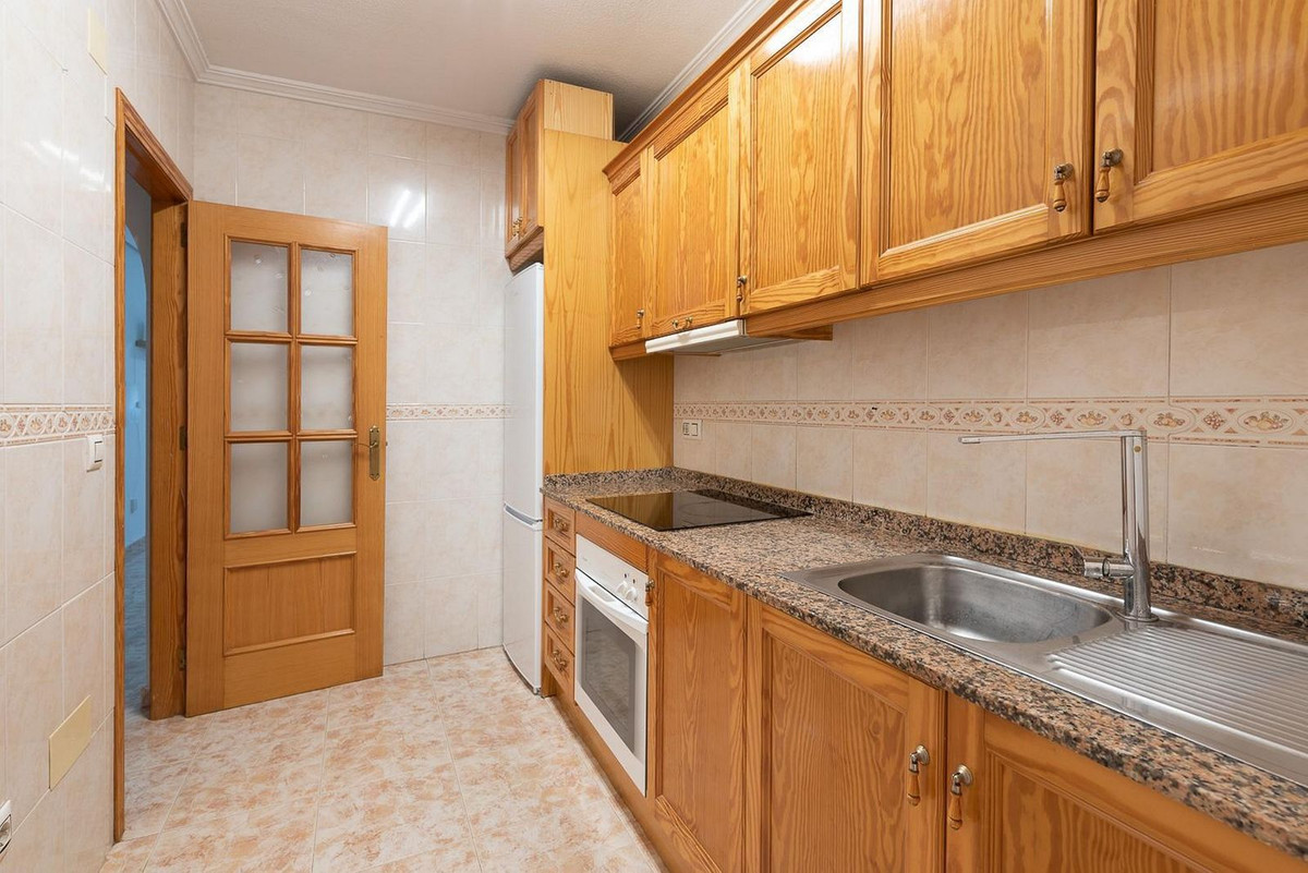 Se vende Apartamento Planta Baja de 2 dormitorios en Costa Blanca, Alicante, España