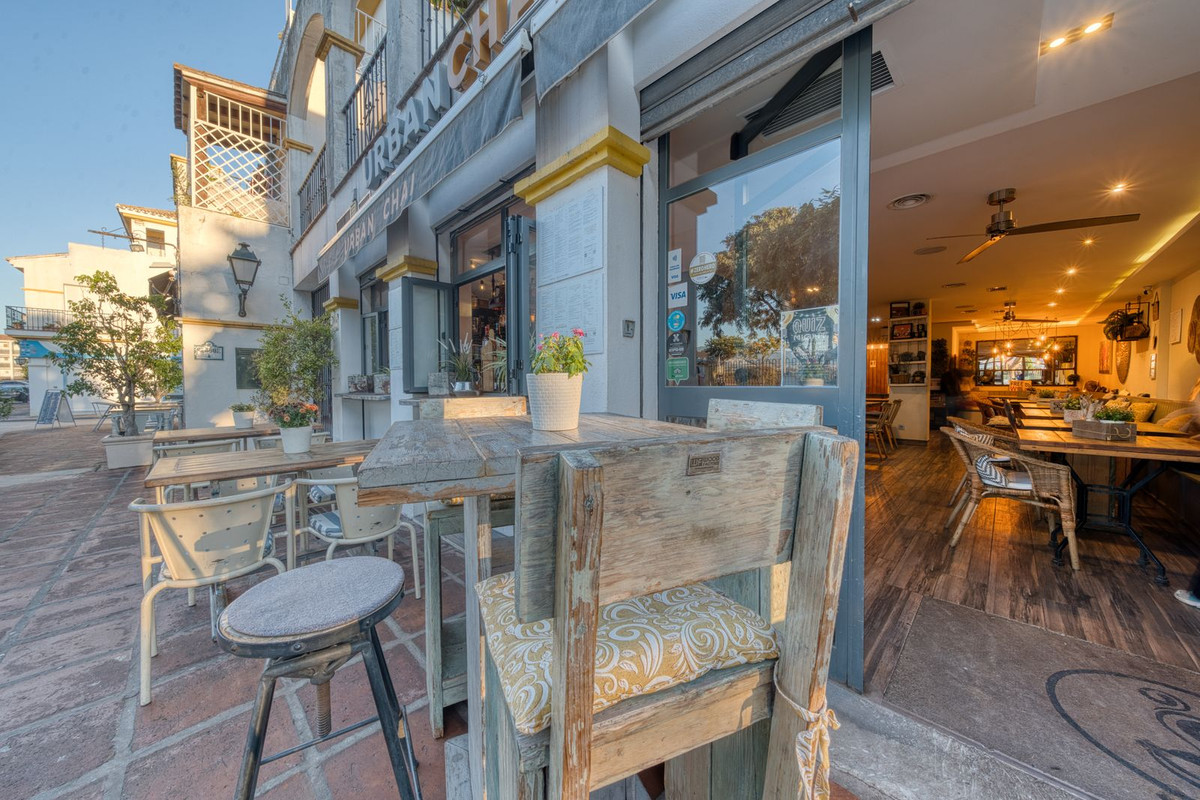 Commercial unit for sale in San Pedro De Alcántara Costa Del Sol, Málaga, Spain