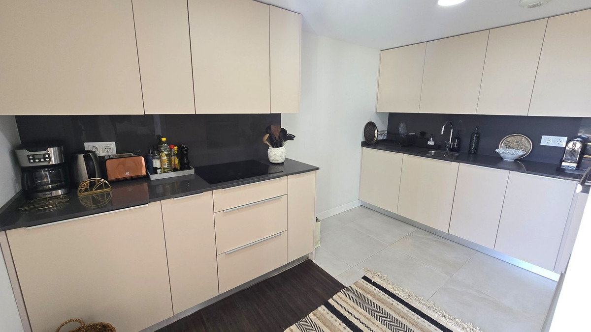 2 Bed Apartment for sale in Benalmadena Costa Del Sol, Málaga, Spain
