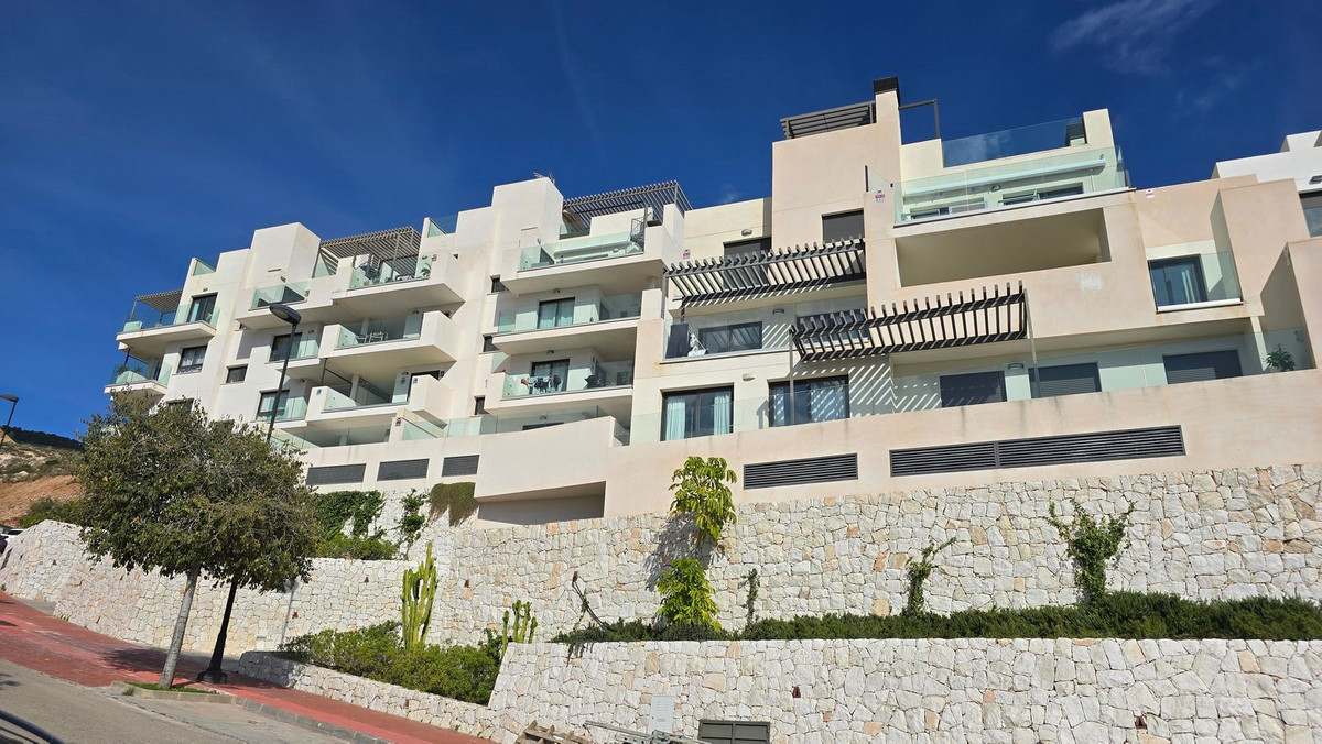 2 Bed Apartment for sale in Benalmadena Costa Del Sol, Málaga, Spain