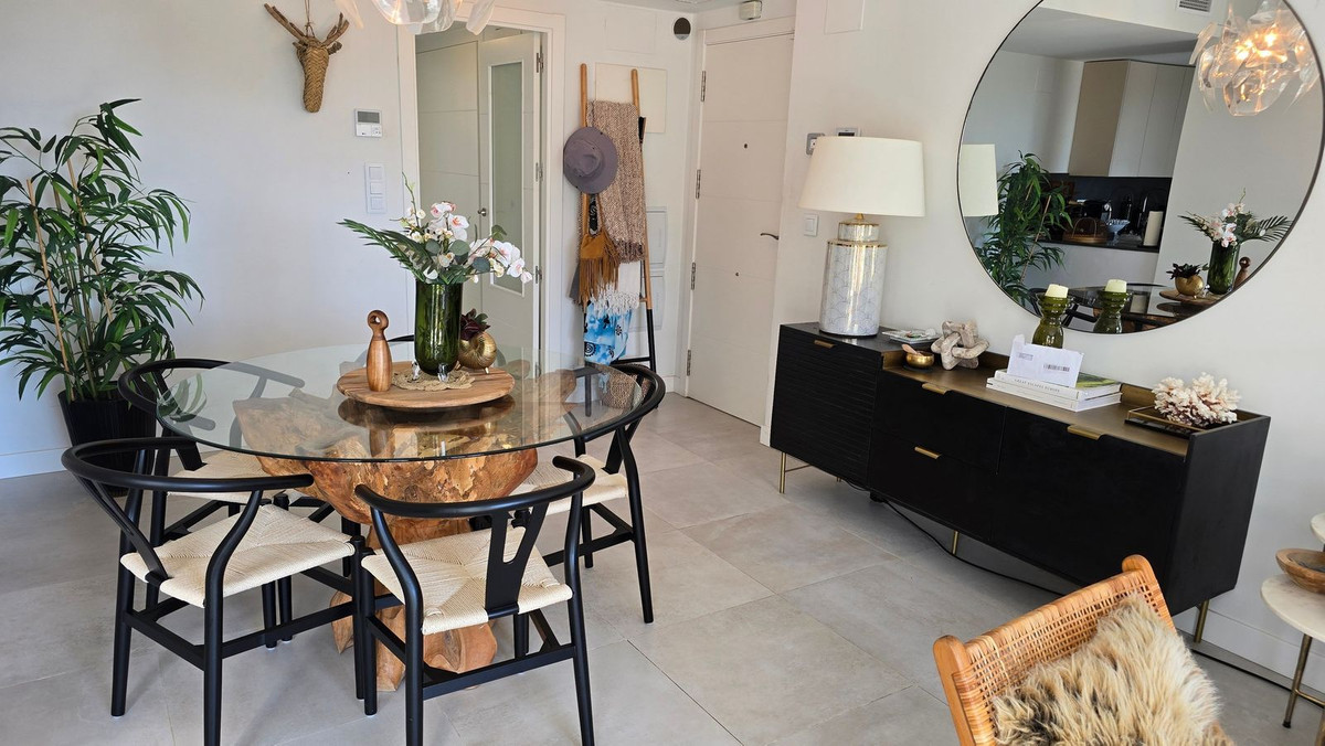 2 Bed Apartment for sale in Benalmadena Costa Del Sol, Málaga, Spain