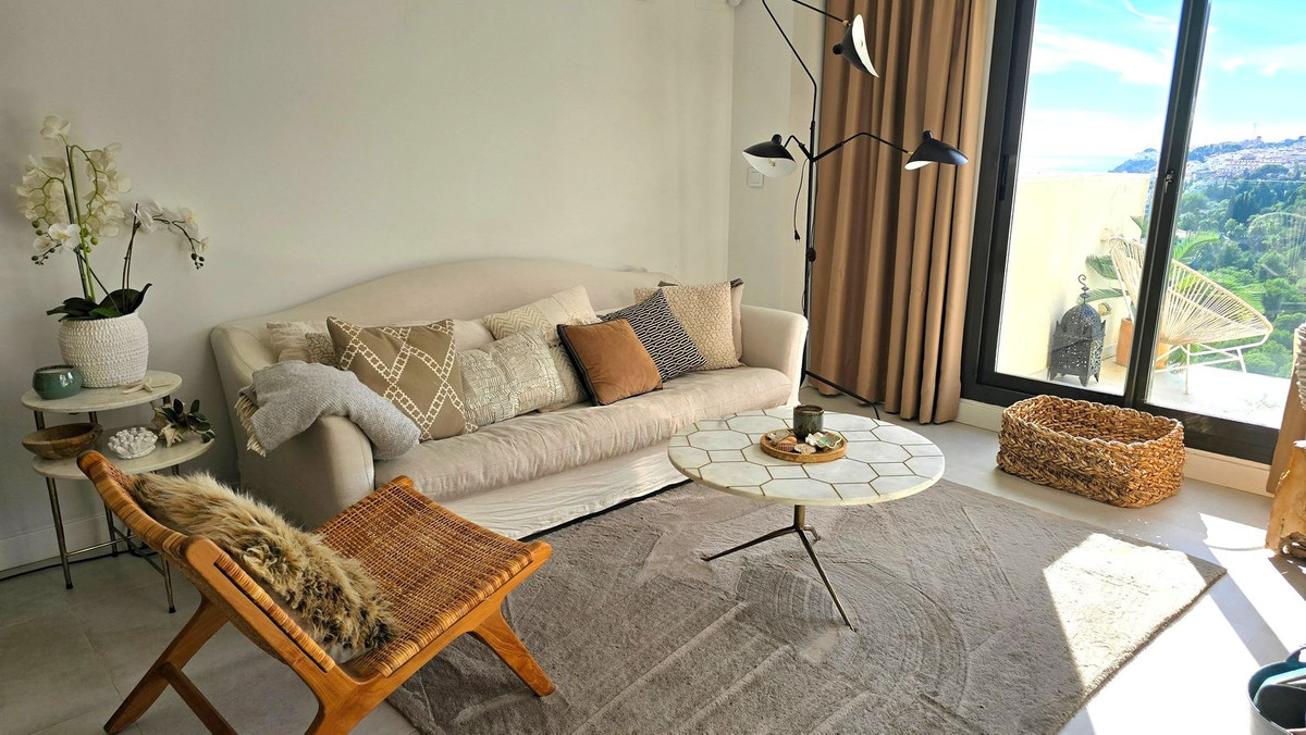 2 Bed Apartment for sale in Benalmadena Costa Del Sol, Málaga, Spain