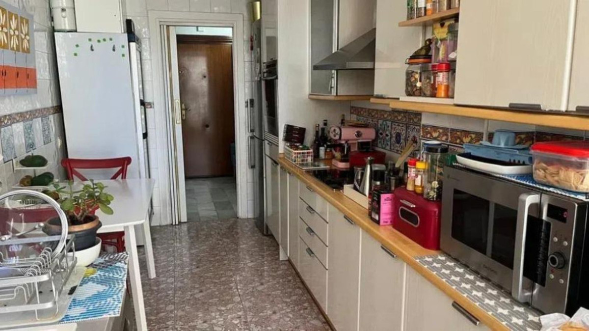 Se vende Apartamento Planta Media de 3 dormitorios en Costa Del Sol, Málaga, España