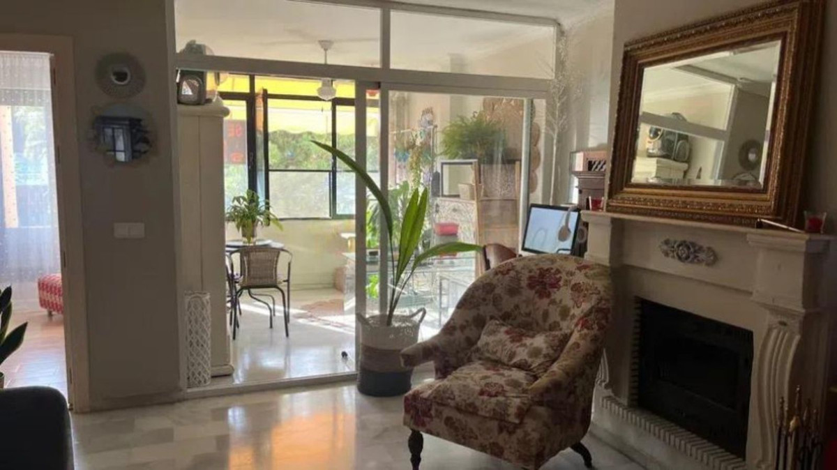 Se vende Apartamento Planta Media de 3 dormitorios en Costa Del Sol, Málaga, España