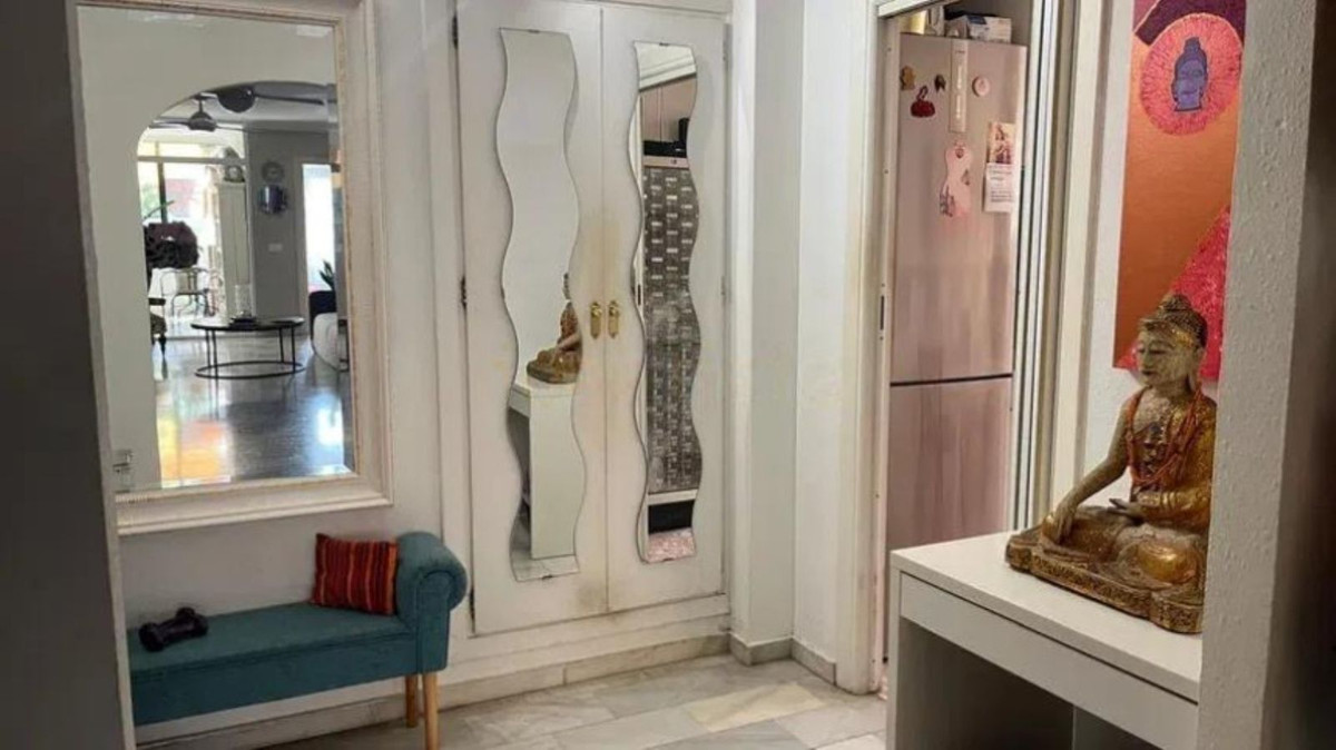 Se vende Apartamento Planta Media de 3 dormitorios en Costa Del Sol, Málaga, España