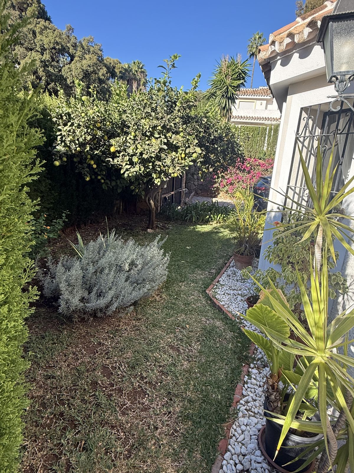 4 Bed Townhouse for sale in Calahonda Costa Del Sol, Málaga, Spain