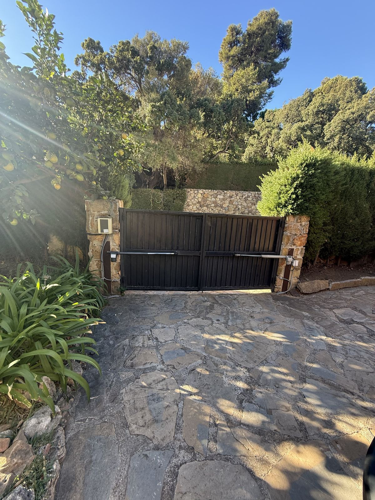 4 Bed Townhouse for sale in Calahonda Costa Del Sol, Málaga, Spain