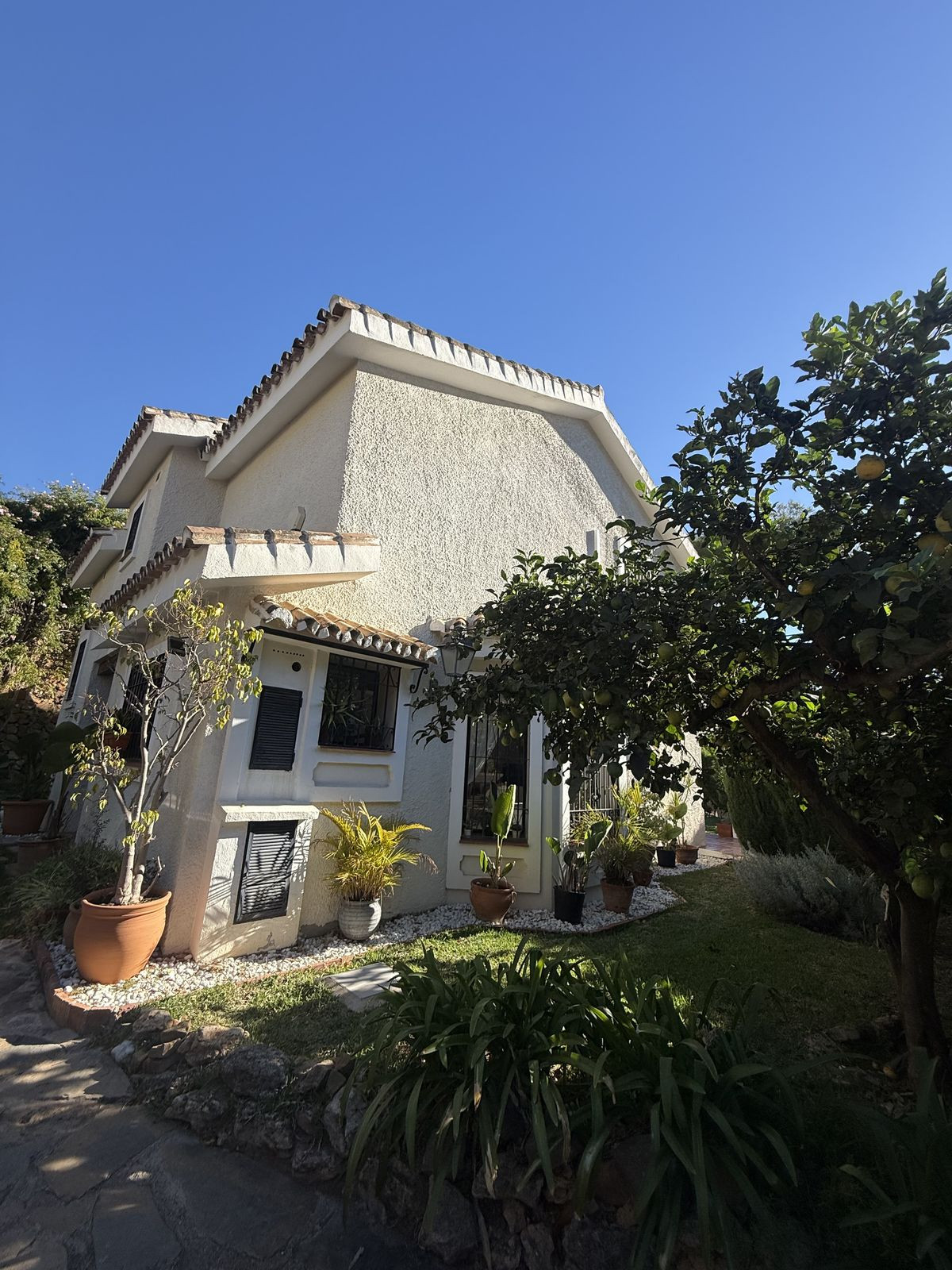 4 Bed Townhouse for sale in Calahonda Costa Del Sol, Málaga, Spain