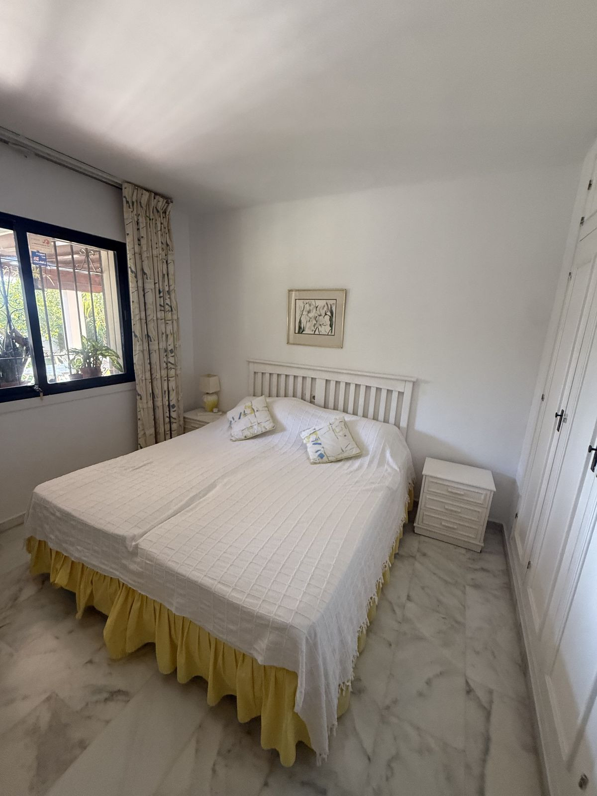 4 Bed Townhouse for sale in Calahonda Costa Del Sol, Málaga, Spain