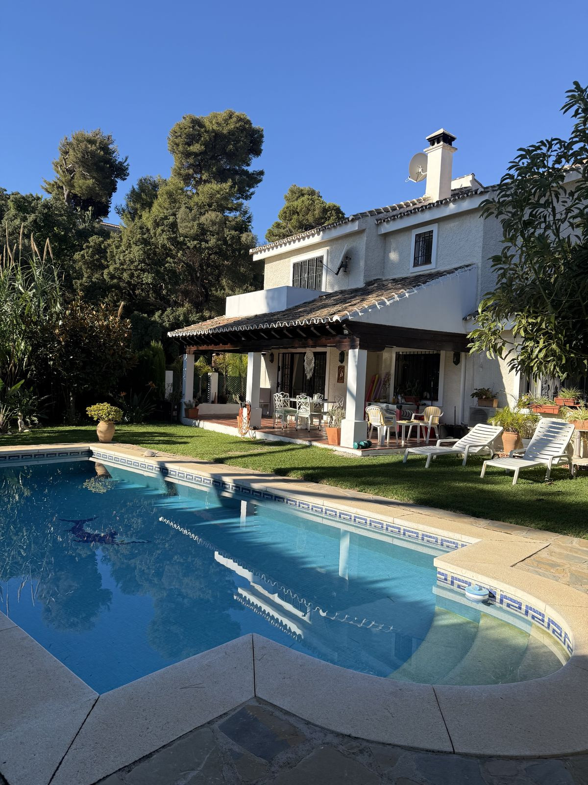 4 Bed Townhouse for sale in Calahonda Costa Del Sol, Málaga, Spain