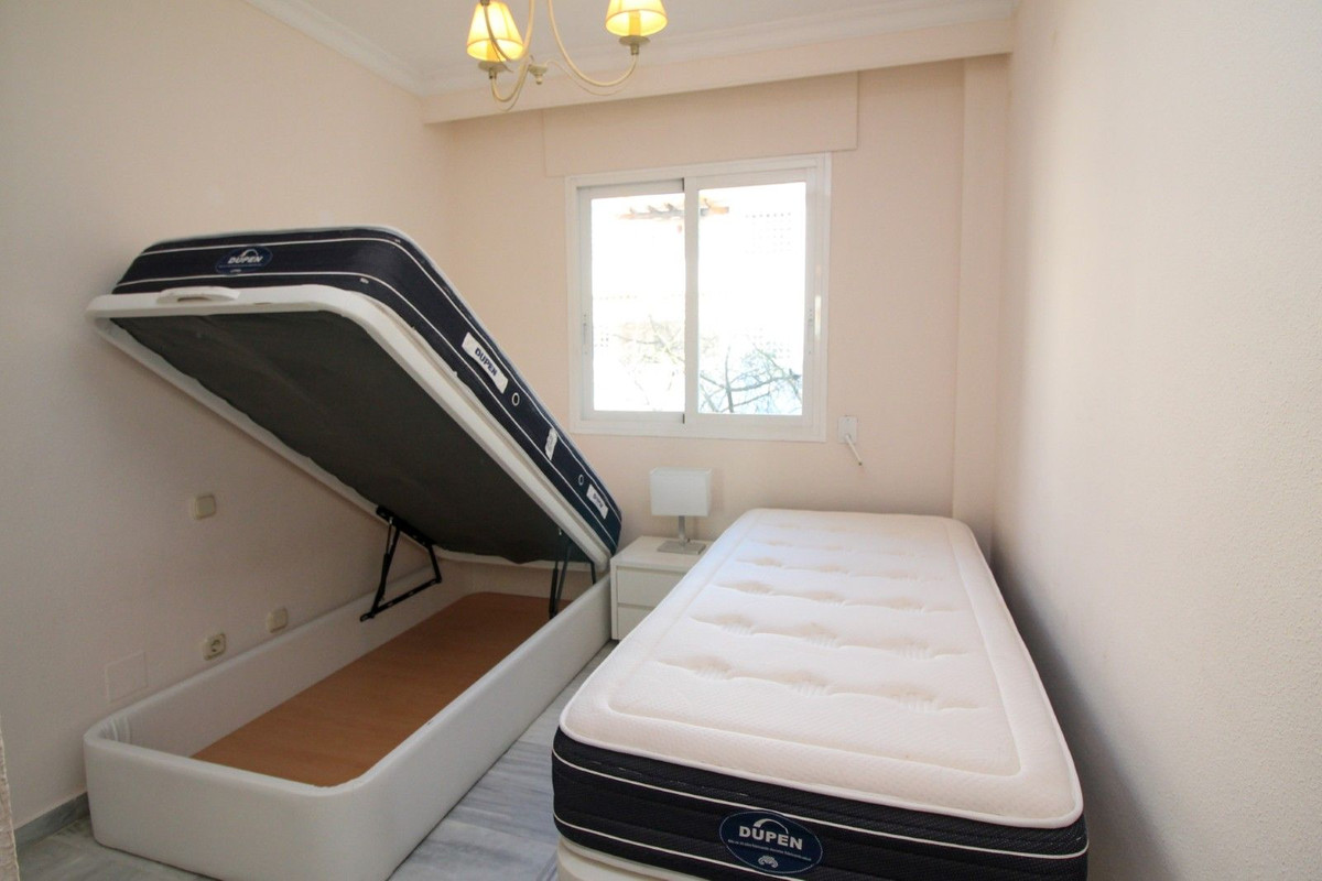2 Bed Apartment for sale in The Golden Mile Costa Del Sol, Málaga, Spain
