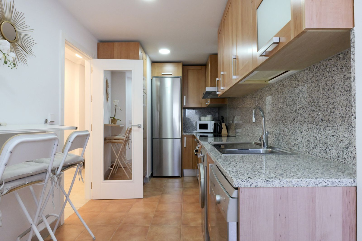 2 Bed Apartment for sale in Selwo Costa Del Sol, Málaga, Spain