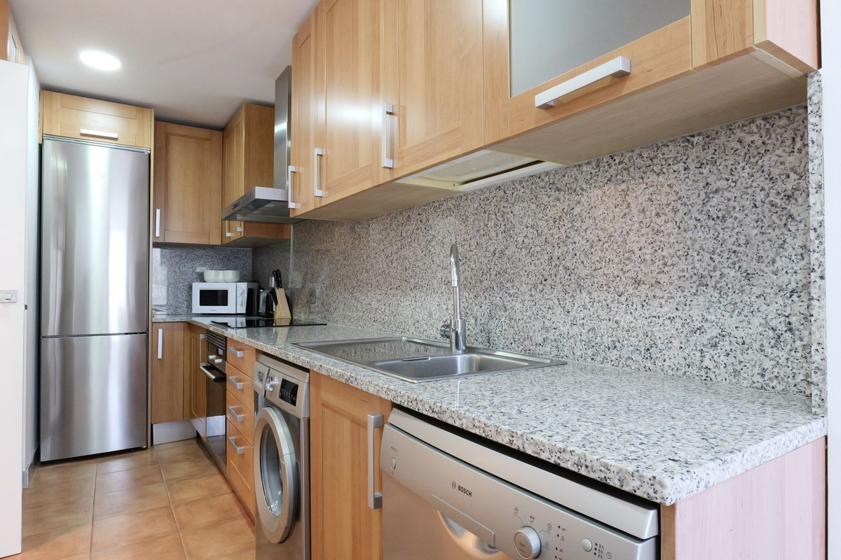 2 Bed Apartment for sale in Selwo Costa Del Sol, Málaga, Spain