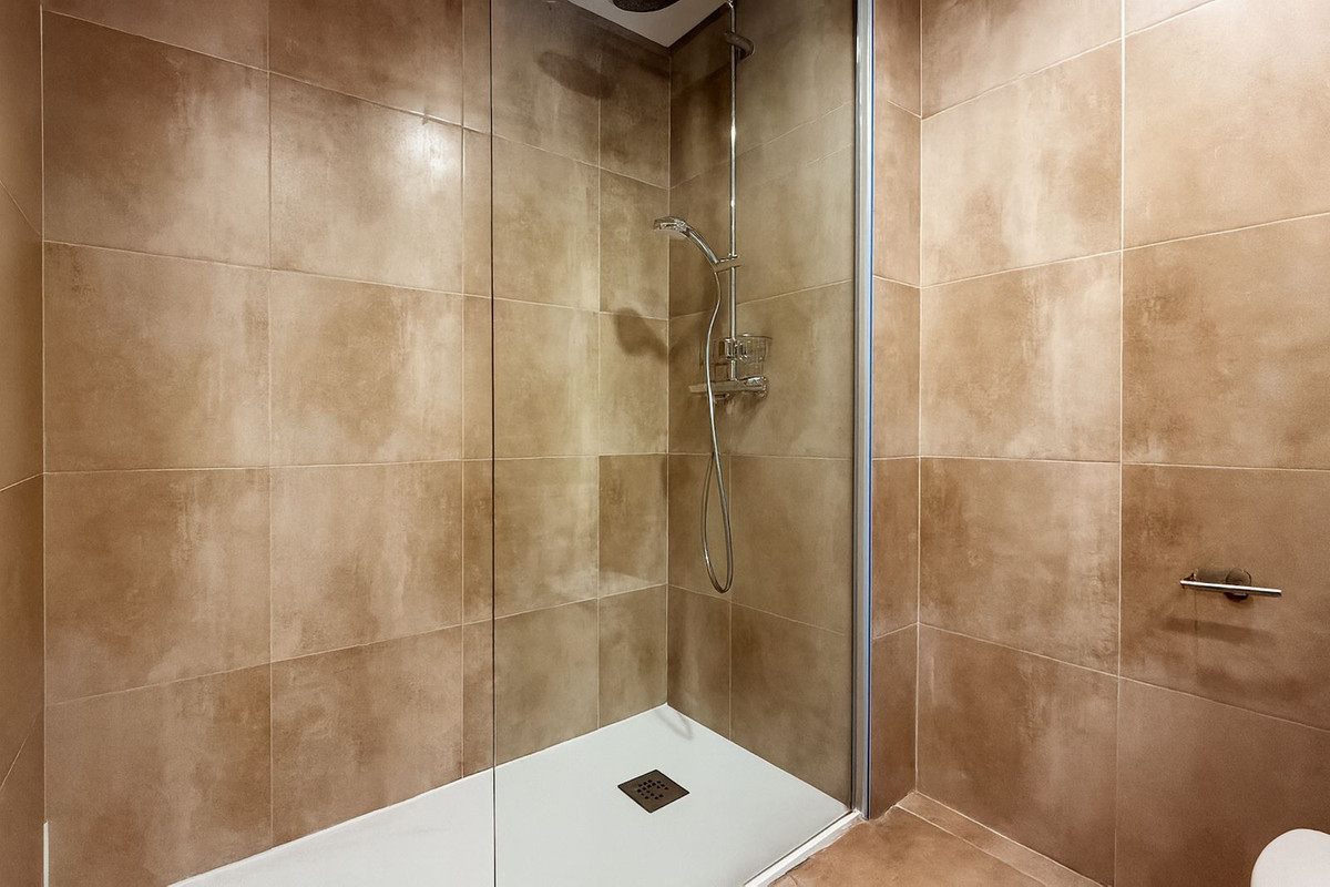 2 Bed Apartment for sale in Selwo Costa Del Sol, Málaga, Spain
