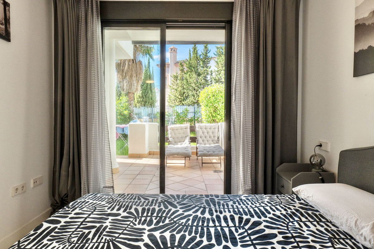2 Bed Apartment for sale in Selwo Costa Del Sol, Málaga, Spain