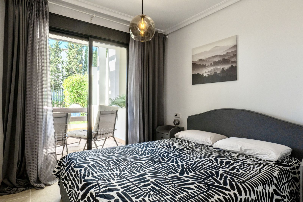 2 Bed Apartment for sale in Selwo Costa Del Sol, Málaga, Spain