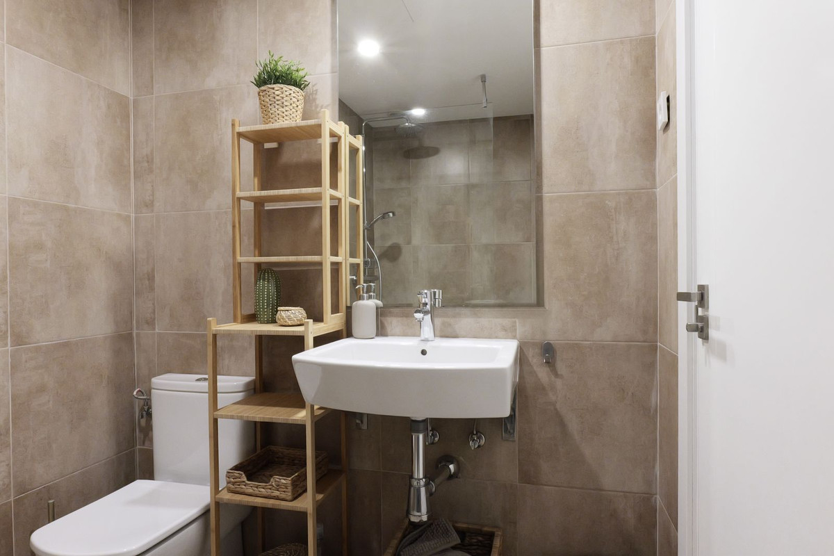 2 Bed Apartment for sale in Selwo Costa Del Sol, Málaga, Spain