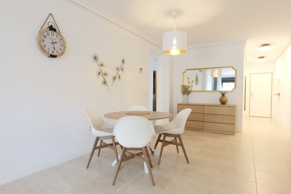 2 Bed Apartment for sale in Selwo Costa Del Sol, Málaga, Spain