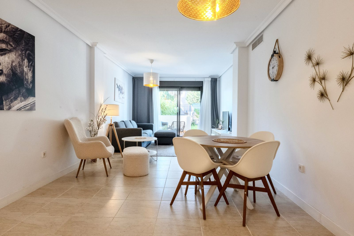 2 Bed Apartment for sale in Selwo Costa Del Sol, Málaga, Spain