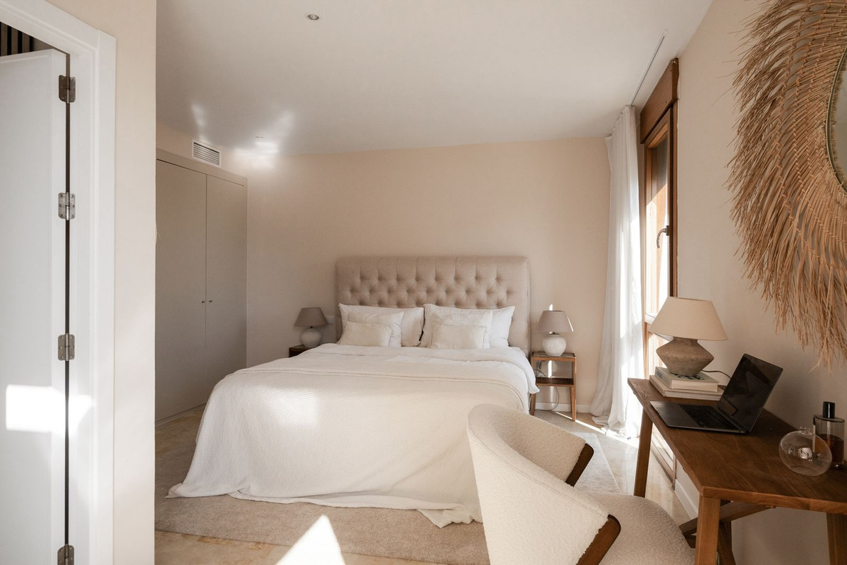 3 Bed Apartment for sale in Altos De Los Monteros Costa Del Sol, Málaga, Spain