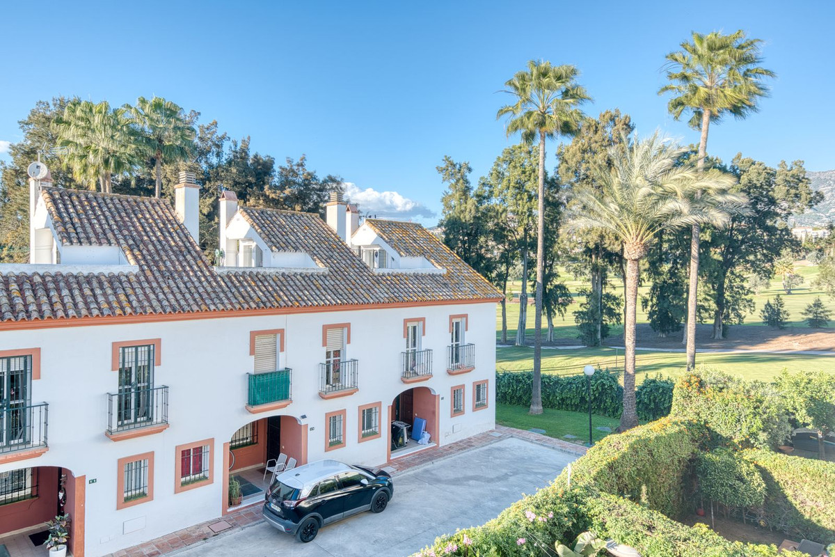 Se vende Apartamento en Planta Última de 2 dormitorios en Costa Del Sol, Málaga, España