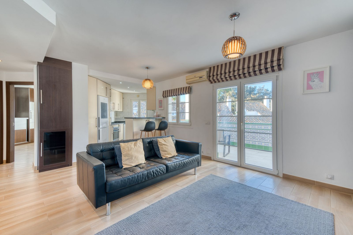 Se vende Apartamento en Planta Última de 2 dormitorios en Costa Del Sol, Málaga, España