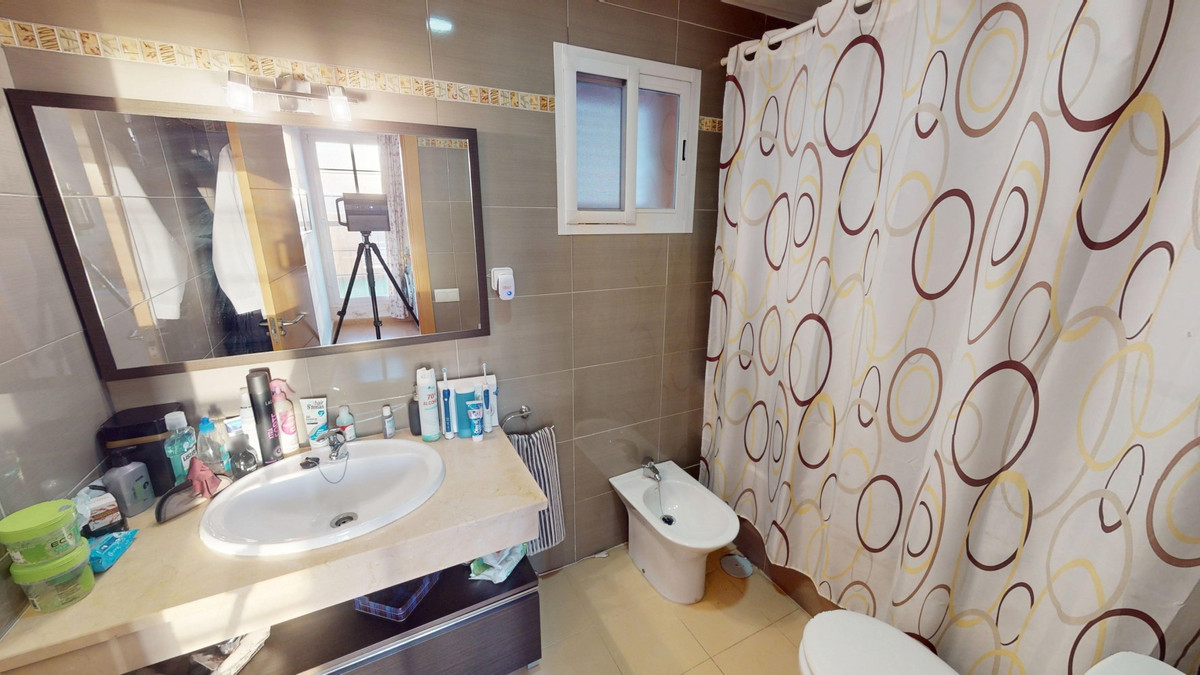 Se vende Pareada de 3 dormitorios en Costa Del Sol East, Málaga, España