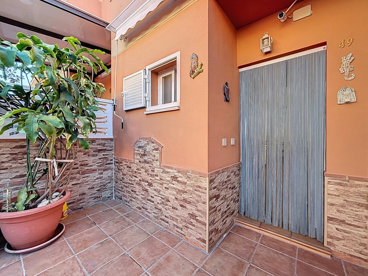 3 Bed Apartment for sale in Vélezmálaga Costa Del Sol East, Málaga, Spain