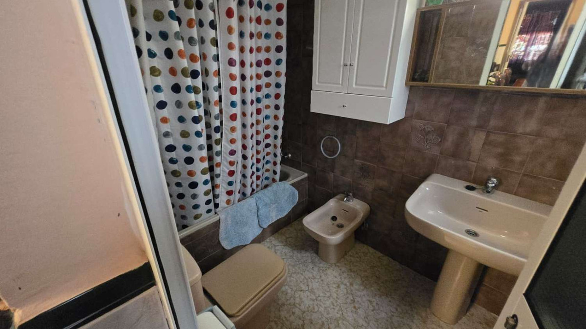 6 Bed Townhouse for sale in Alhaurín De La Torre Costa Del Sol, Málaga, Spain