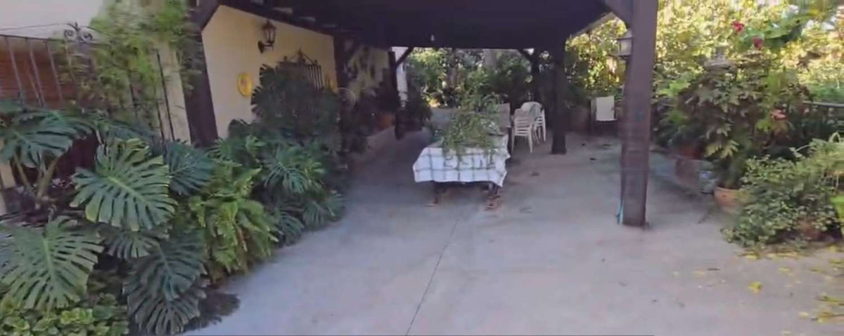 6 Bed Townhouse for sale in Alhaurín De La Torre Costa Del Sol, Málaga, Spain