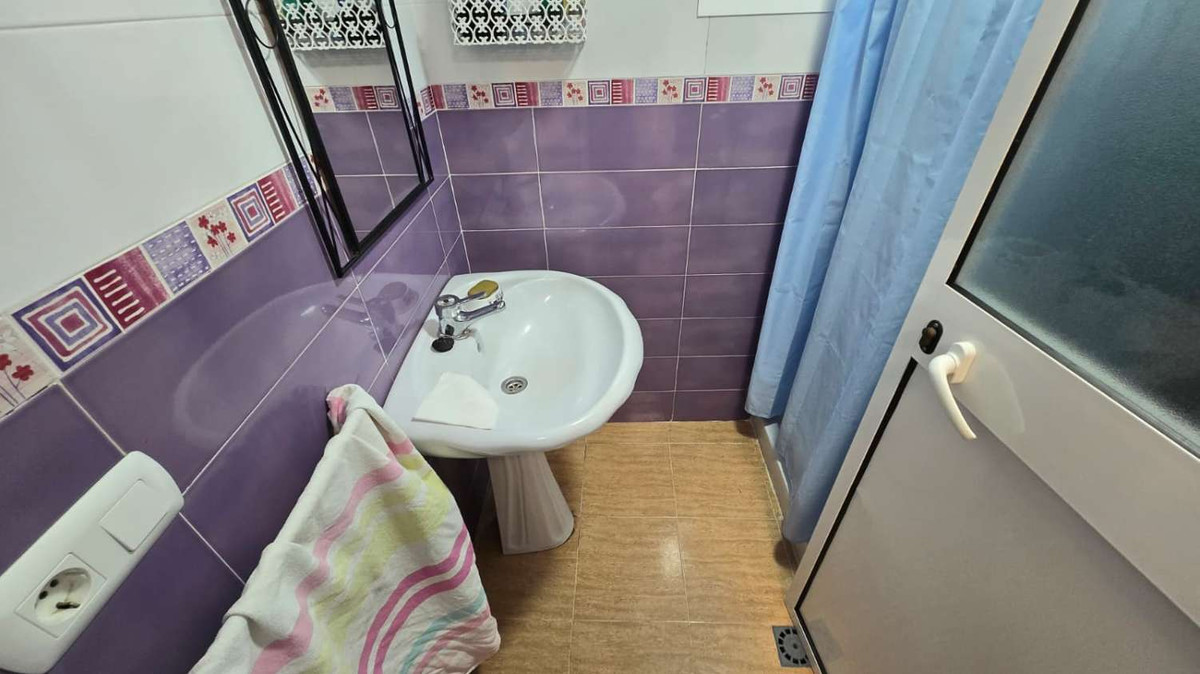 6 Bed Townhouse for sale in Alhaurín De La Torre Costa Del Sol, Málaga, Spain