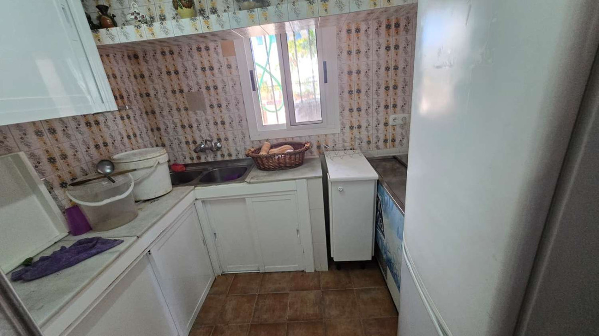 6 Bed Townhouse for sale in Alhaurín De La Torre Costa Del Sol, Málaga, Spain