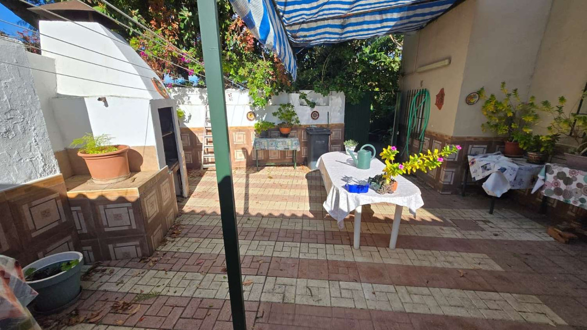 6 Bed Townhouse for sale in Alhaurín De La Torre Costa Del Sol, Málaga, Spain