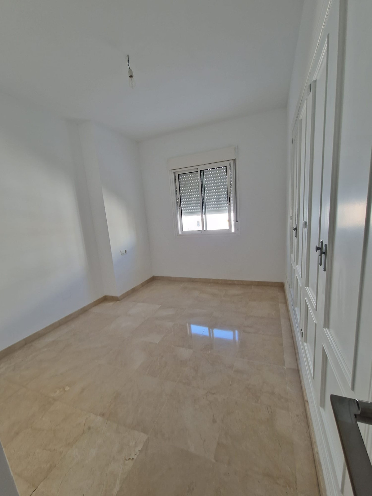 3 Bed Apartment for sale in Estepona Costa Del Sol, Málaga, Spain
