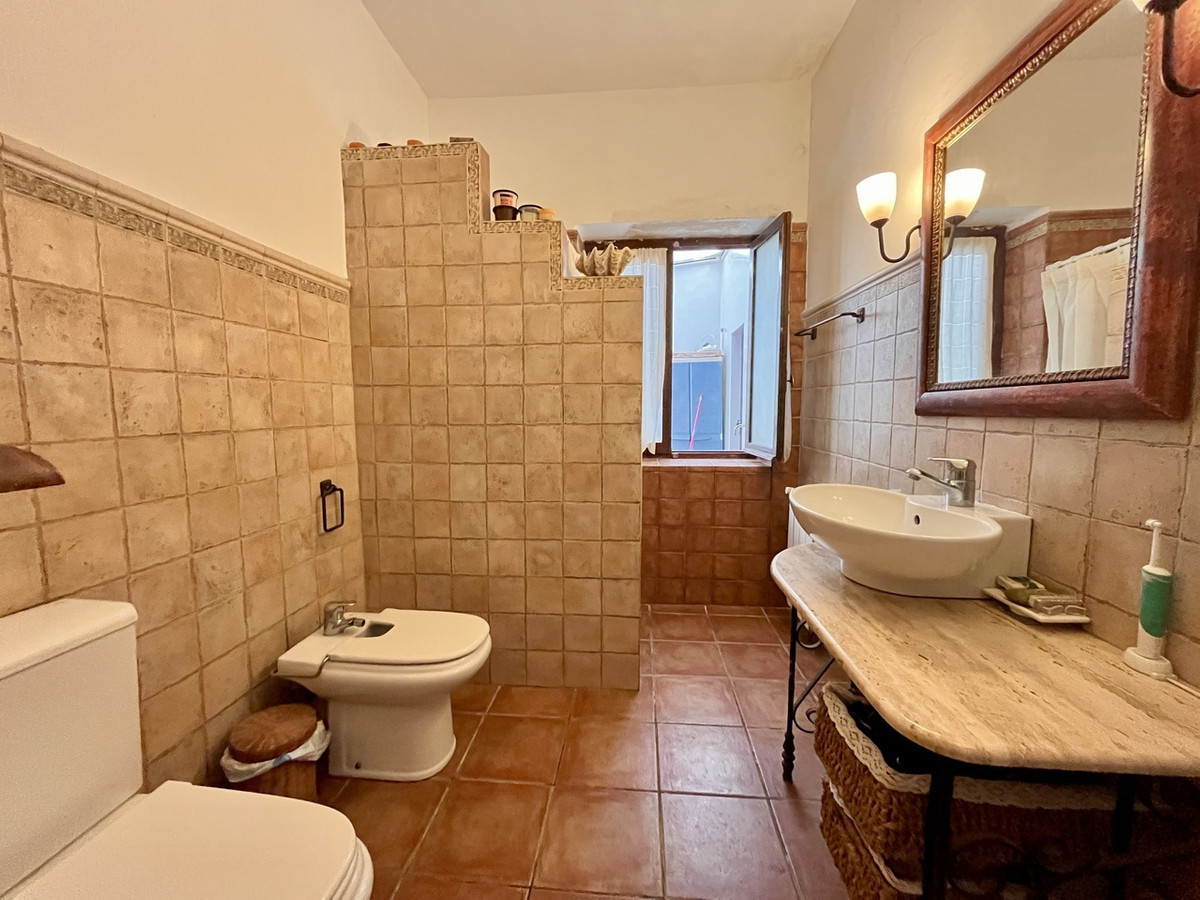 6 Bed Townhouse for sale in Cabo Roig Costa Blanca, Alicante, Spain