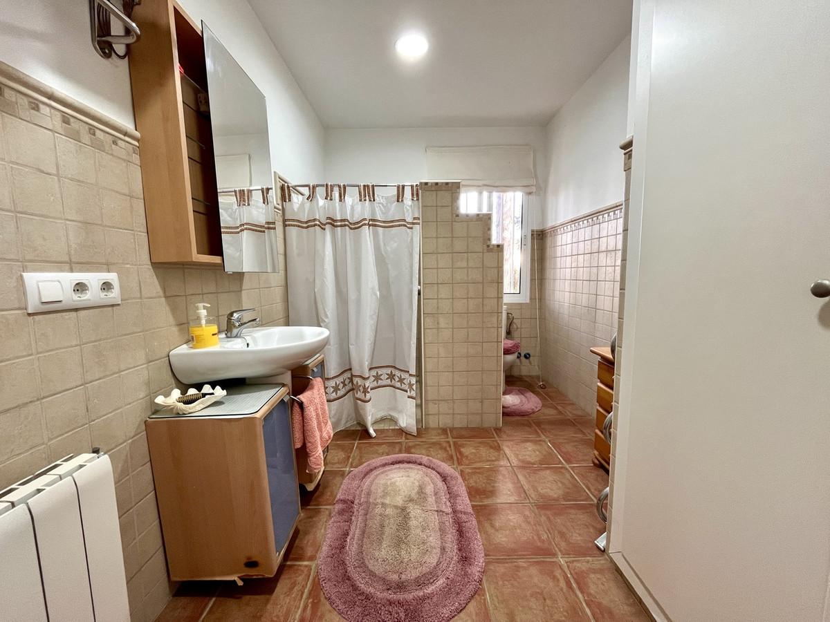 6 Bed Townhouse for sale in Cabo Roig Costa Blanca, Alicante, Spain