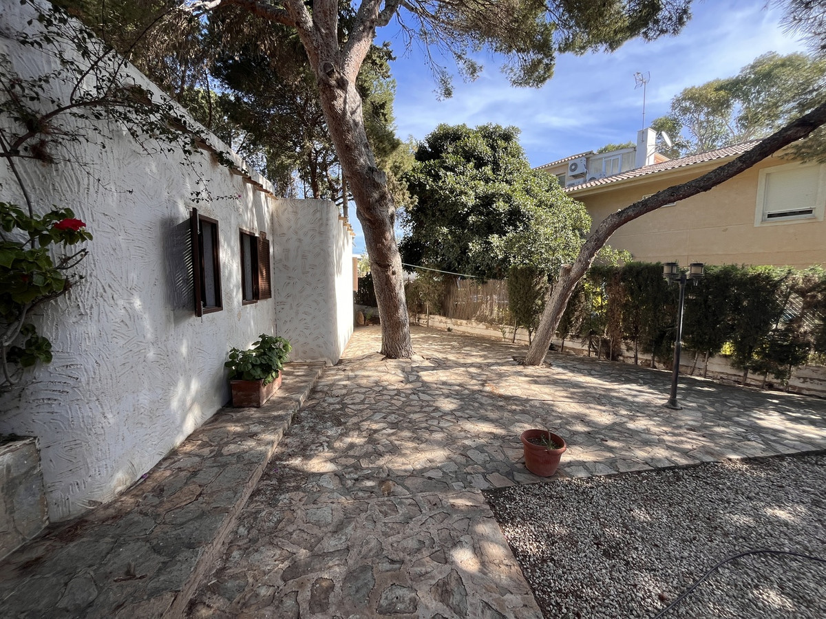 6 Bed Townhouse for sale in Cabo Roig Costa Blanca, Alicante, Spain