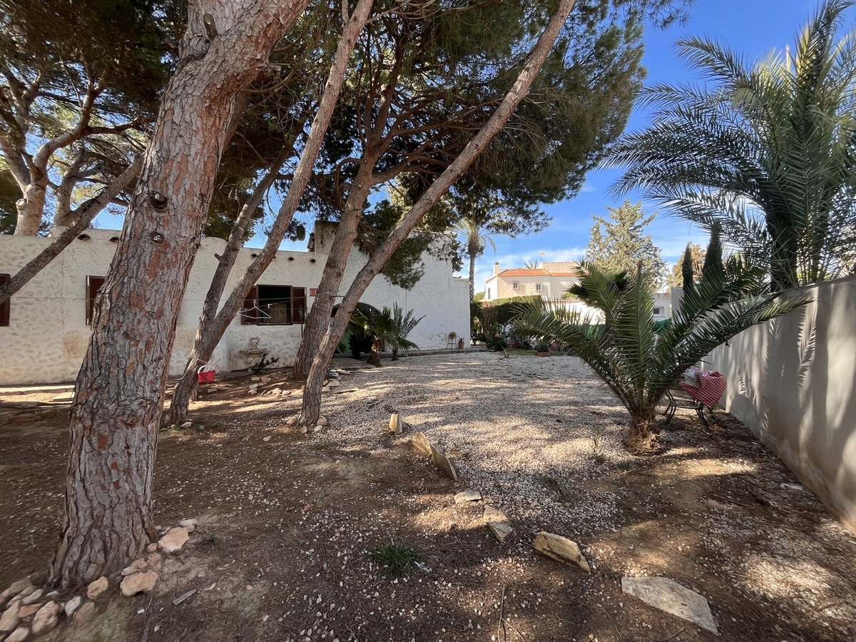 6 Bed Townhouse for sale in Cabo Roig Costa Blanca, Alicante, Spain