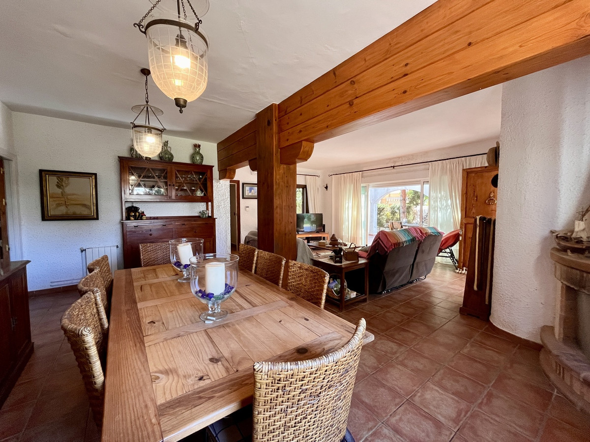 6 Bed Townhouse for sale in Cabo Roig Costa Blanca, Alicante, Spain