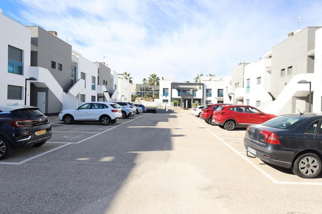 Se vende Bungalow de 2 dormitorios en Costa Blanca, Alicante, España