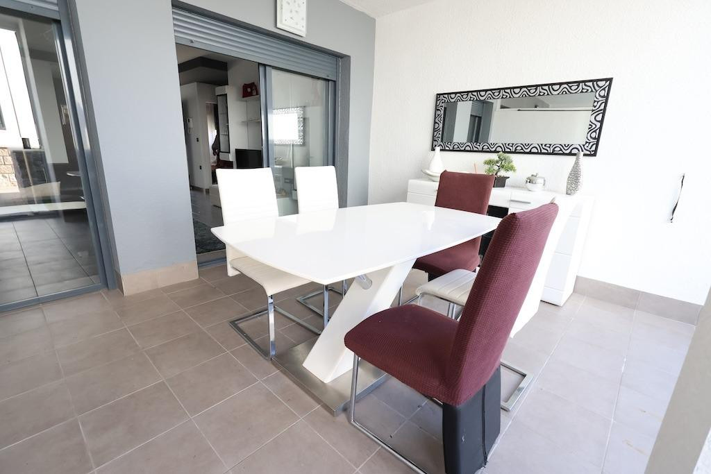 Se vende Bungalow de 2 dormitorios en Costa Blanca, Alicante, España