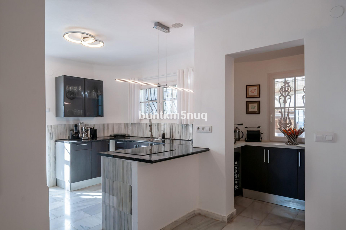 4 Bed Townhouse for sale in Calpe Costa Blanca, Alicante, Spain